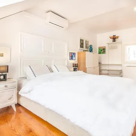 Santos Art Duplex Lisboa